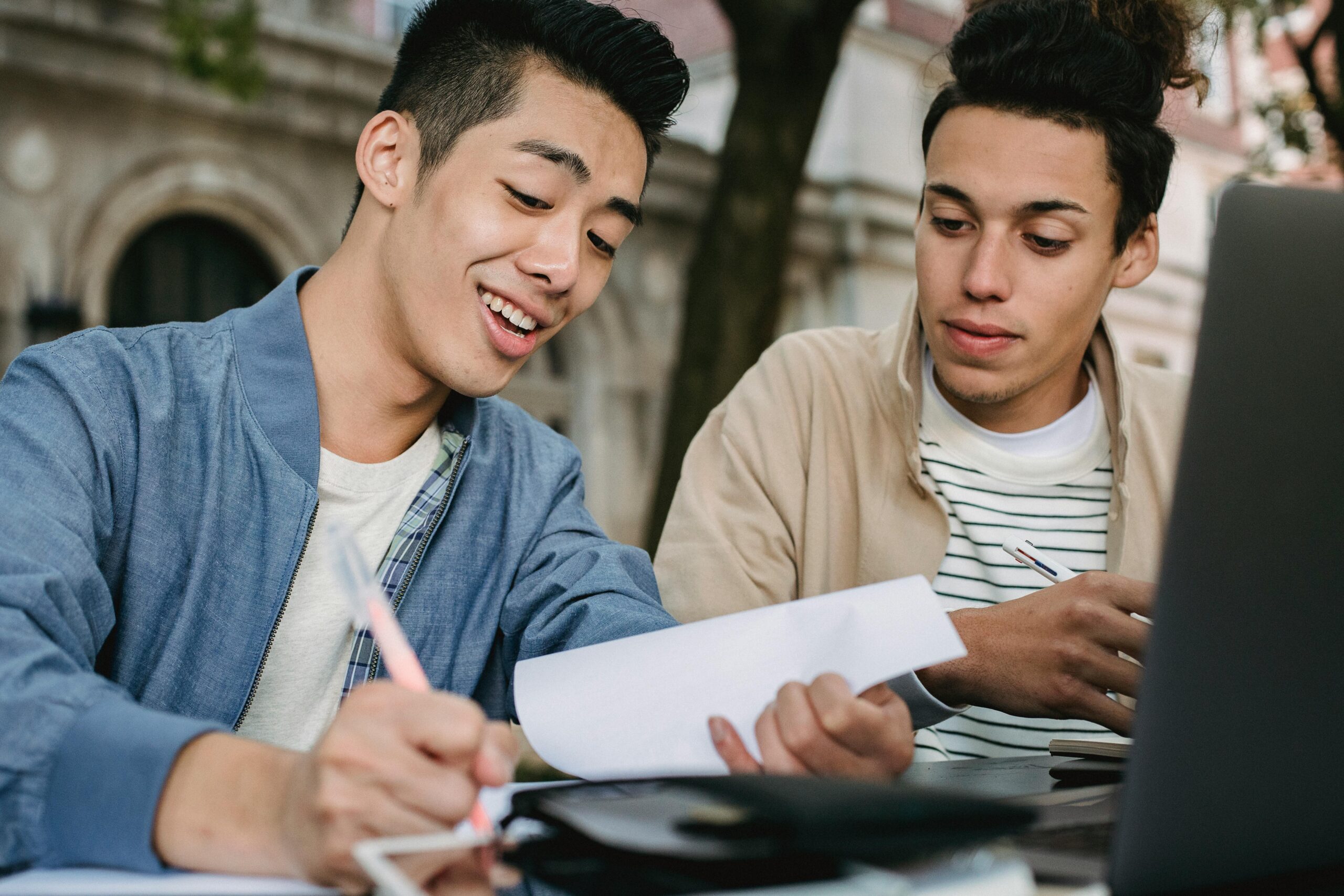 How to Incorporate Elements from Dissertation Samples into Your Work